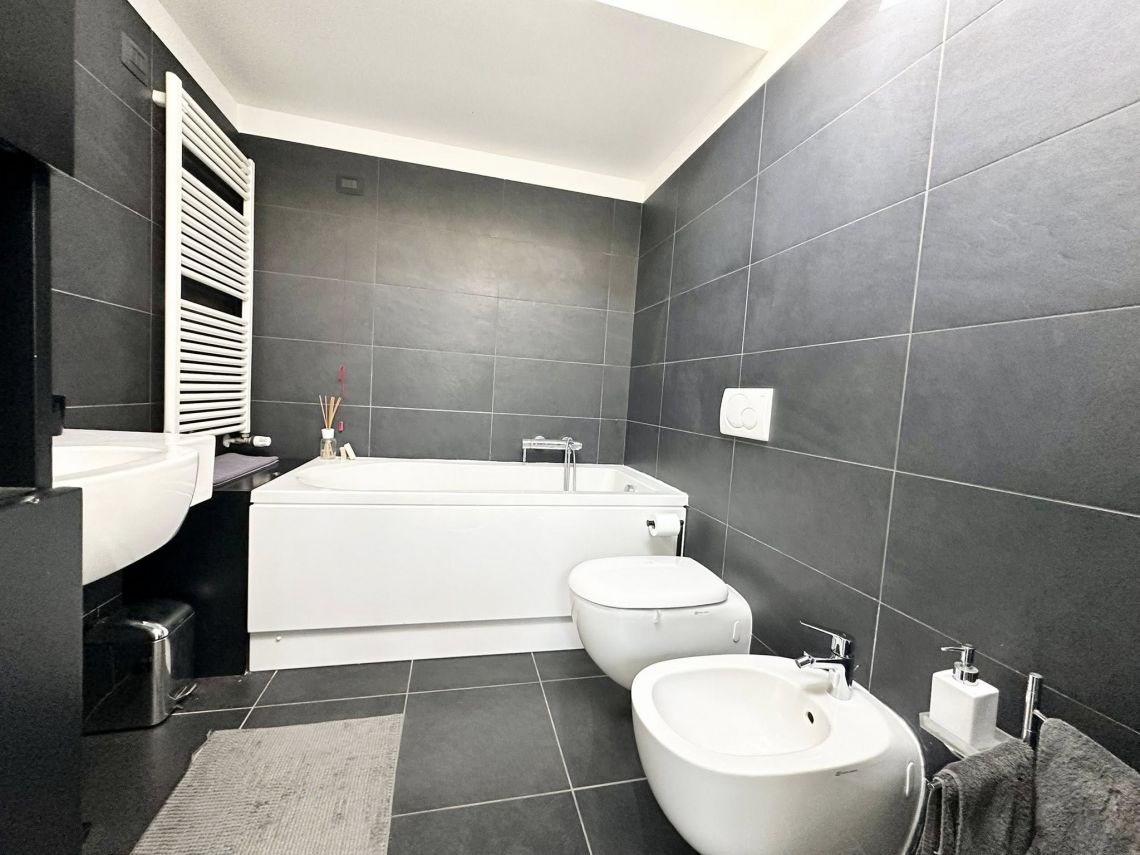 Appartamento Luce di Parma | Parma - Apartments - Parma Centro