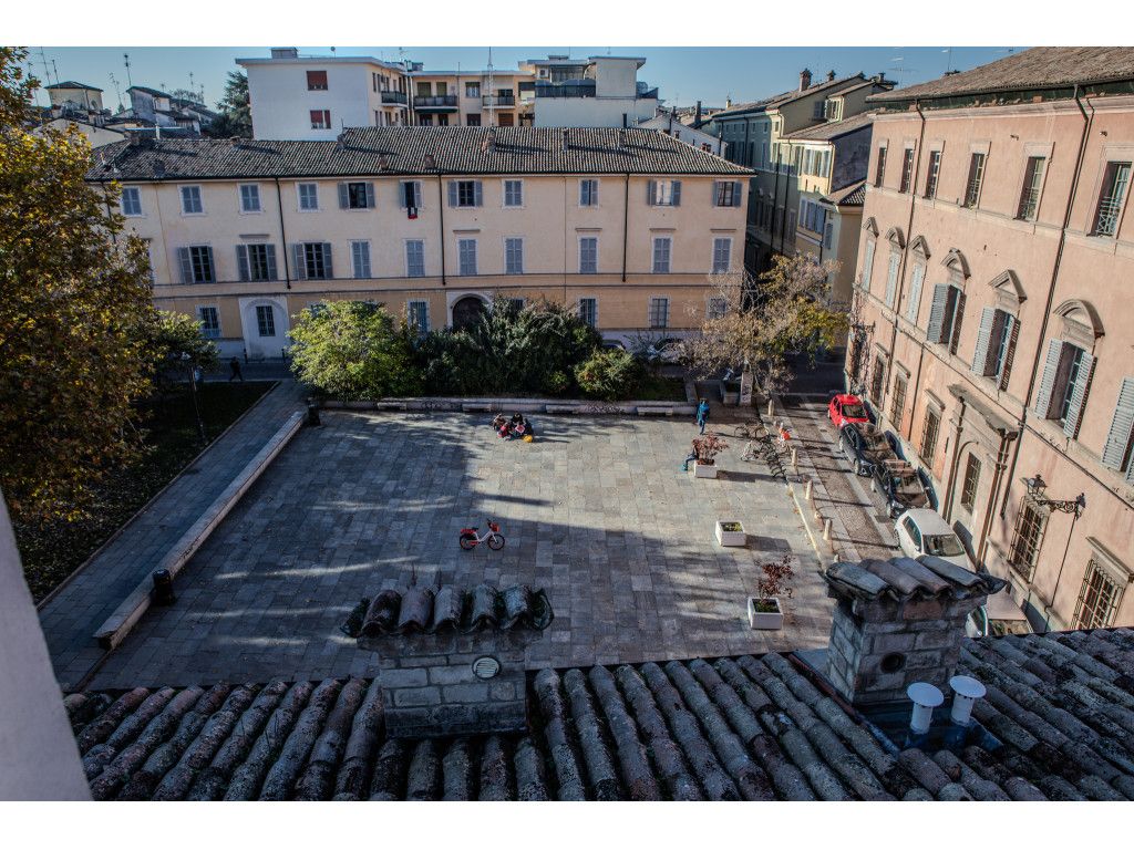 Appartamento Luce nel Cuore di Parma | Parma - Apartments - Parma Centro