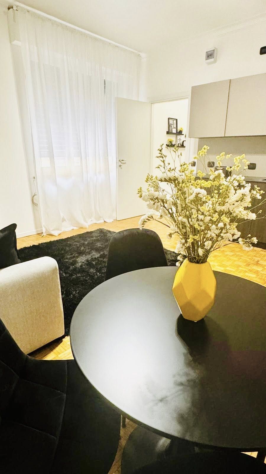 Appartamento Cavour | Parma - Apartments - Parma Centro
