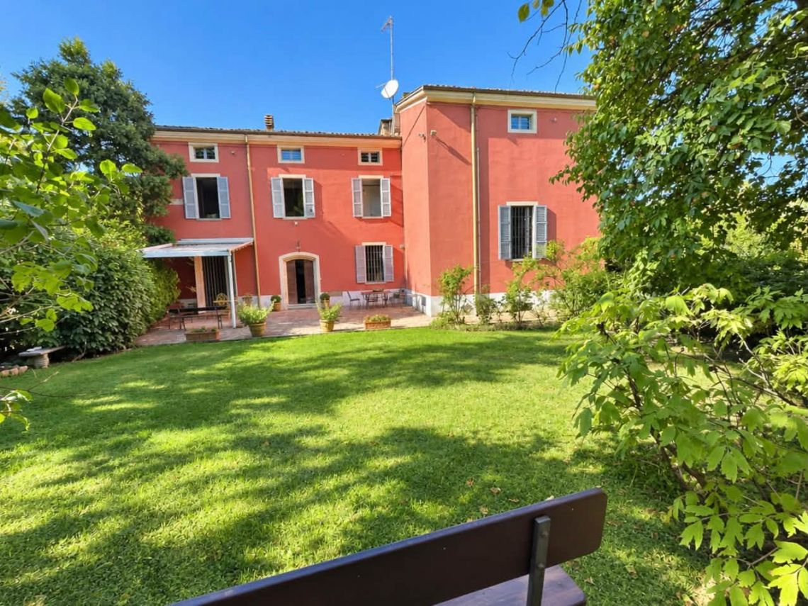 L'Antica Dimora del 600 | Parma - Apartments - Parma Centro
