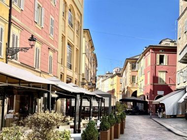 Appartamento Via Farini - Appartamenti & Case